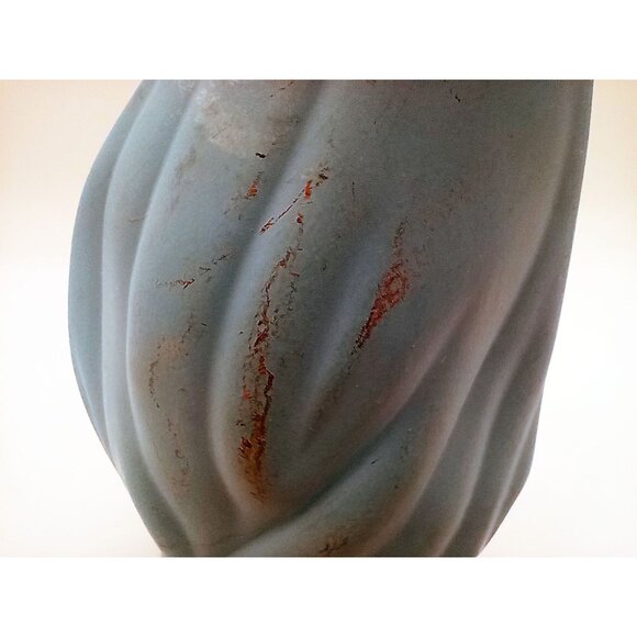 Avon Dutch Woman Figurine Holding Flowers Somewhere Cologne Bottle Vintage 7 In - Picture 8 of 14